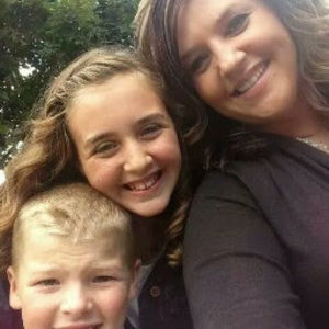 Meet your Posher, Leslie